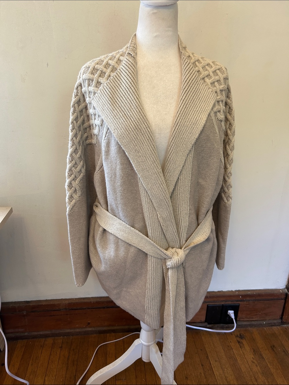 Lafayette 148 Beige Cable-Knit Shawl Collar Belted Sweater Cardigan Size 2X EUC - Picture 2 of 7